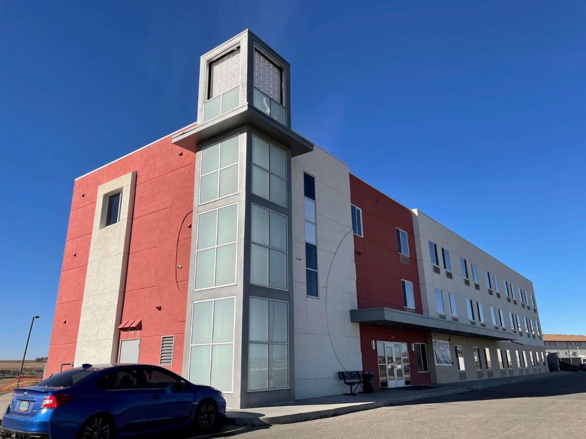 Hotel Baymont By Wyndham Williston Exterior foto